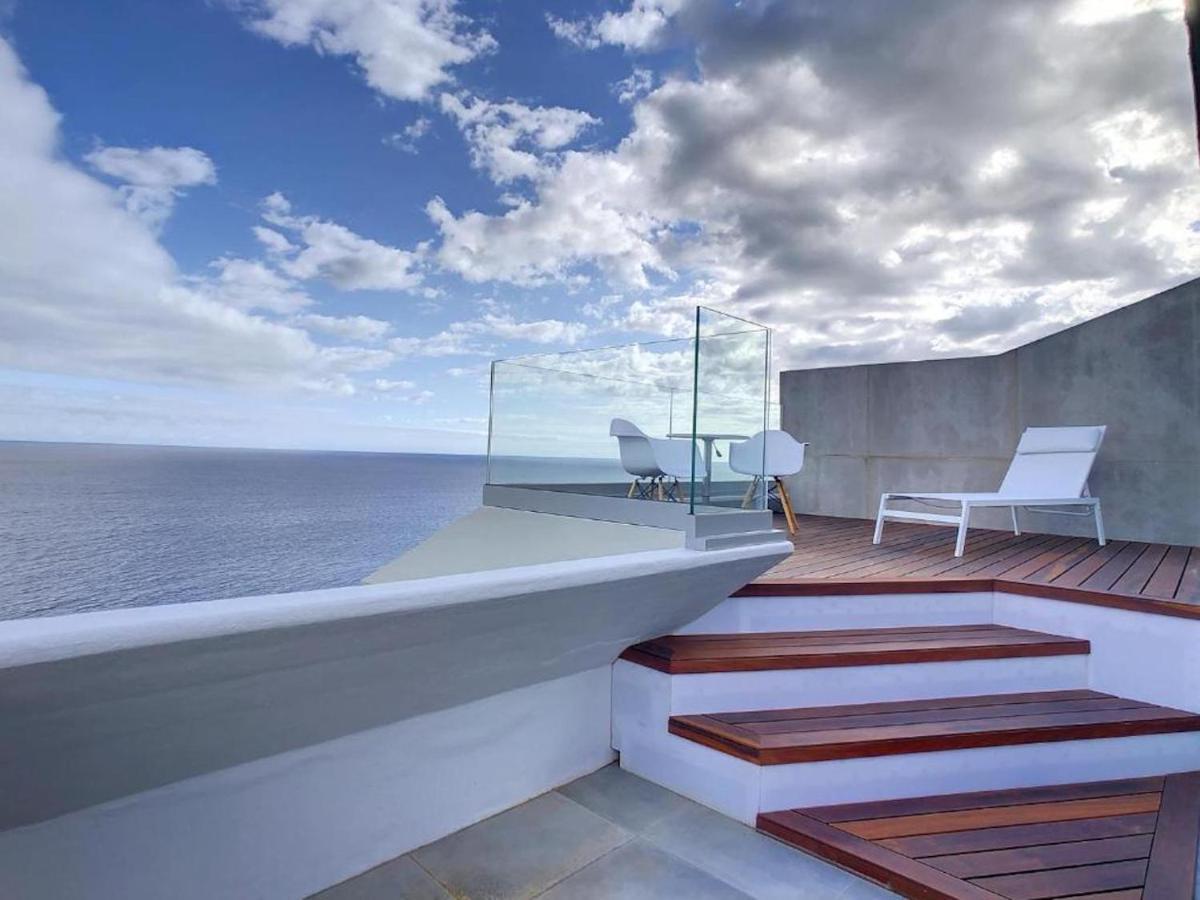 Luxurious Penthouse Suite direct at sea Caniço Extérieur photo